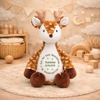 Personalisiertes Kuscheltier Hirsch zum Kindergartenstart – mit Name bestickt