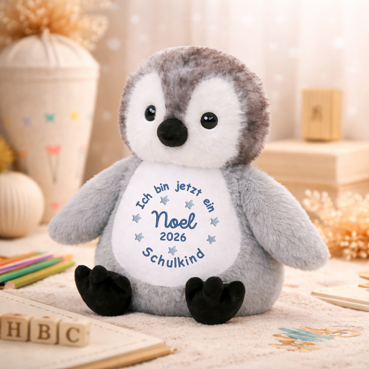 Personalisiertes Kuscheltier Pinguin zur Einschulung – mit Name bestickt | Geschenk Schulkind
