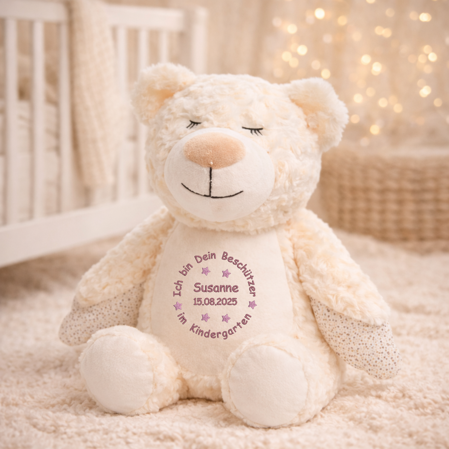 Personalisiertes Kuscheltier Schutzengel-Bär zum Kindergartenstart – mit Name bestickt