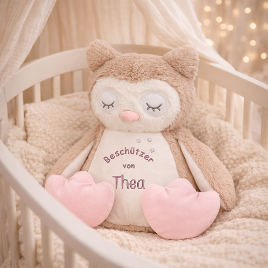 Beschützer Kuscheltier Eule – Liebevoll bestickt und personalisiert